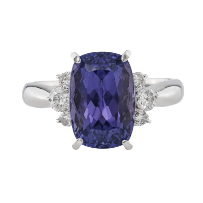 5.57ct Tanzanite & Diamond Ring