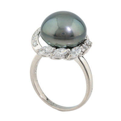 13.5mm Tahitian Pearl & Diamond Ring