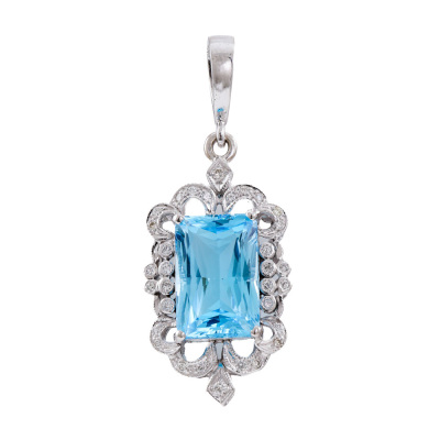 16.50ct Topaz & Diamond Pendant
