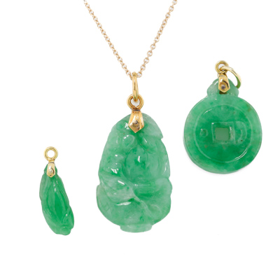 3 Jade Pendant Set