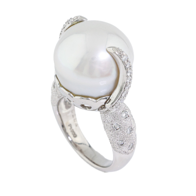16.0mm South Sea Pearl & Diamond Ring
