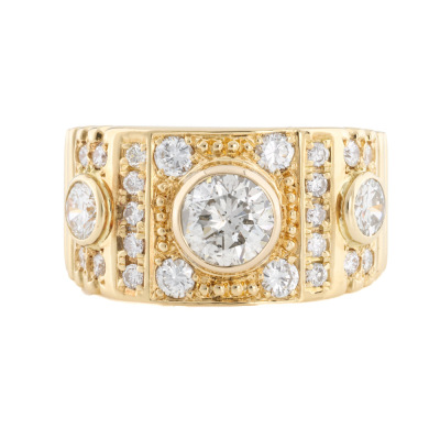 1.88ct Diamond Mens Ring, 18ct Gold 15.9g