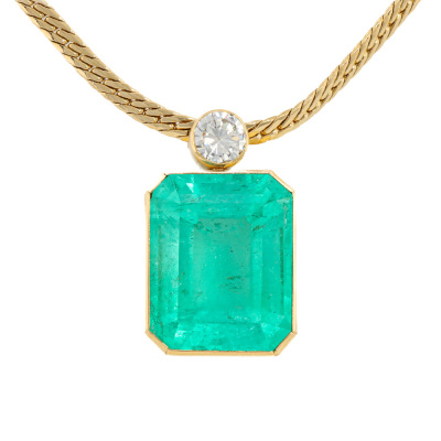 11.35ct Emerald & Diamond Pendant
