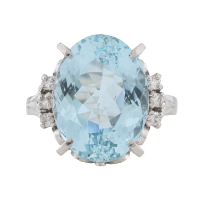 6.64ct Aquamarine & Diamond Ring