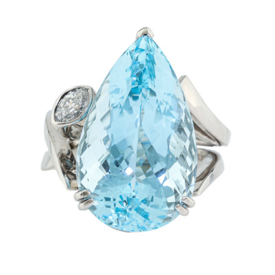 17.19ct Aquamarine & Diamond Ring