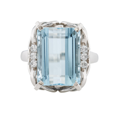 8.63ct Aquamarine & Diamond Ring