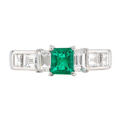 Emerald & Diamond Platinum Ring