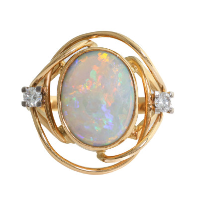 Opal & Diamond Ring 18ct Yellow Gold