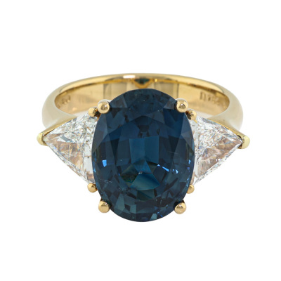 7.68ct Sapphire & 1.54ct Diamond Ring