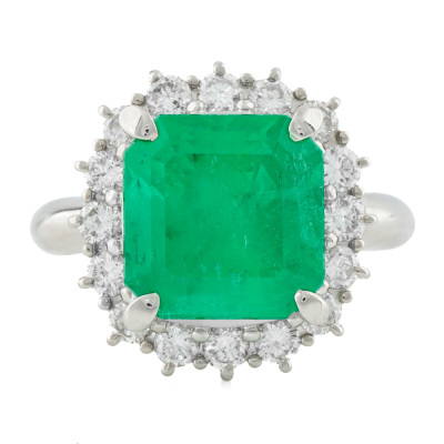 5.61ct Colombian Emerald & Diamond Ring