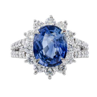4.05ct Sri Lankan Sapphire & 1.52ct Diamond Ring