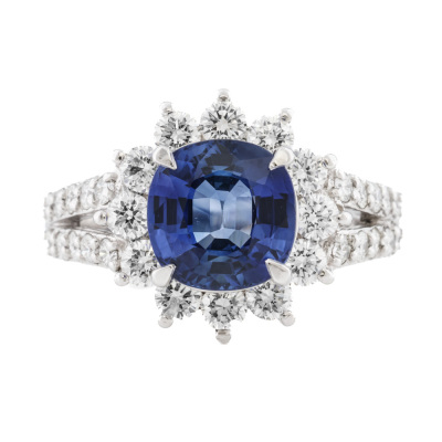 2.29ct Sri Lankan Cornflower Blue Sapphire Ring AIGS
