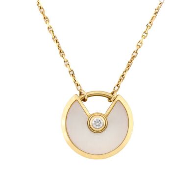 Amulette de Cartier Mother of Pearl Necklace*