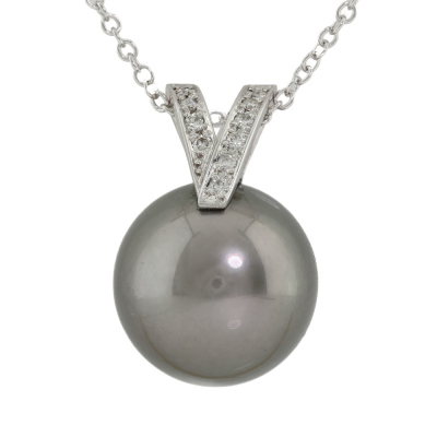 15.5mm Tahitian Pearl & Diamond Pendant