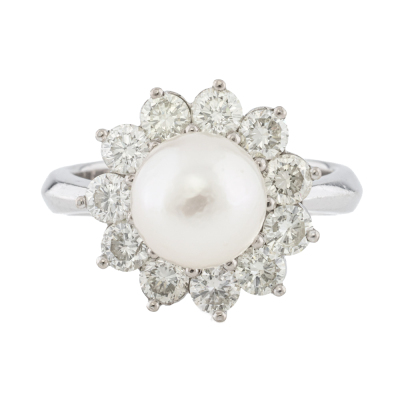 8.4mm Akoya Pearl & Diamond Ring