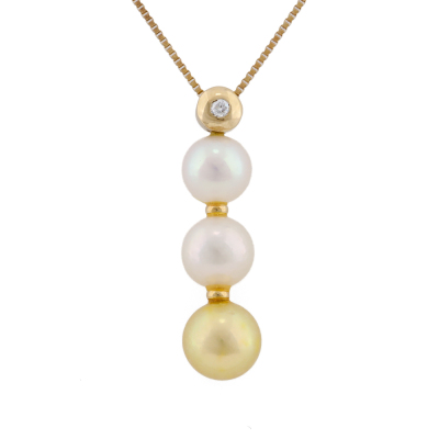 Akoya Pearl & Diamond Pendant