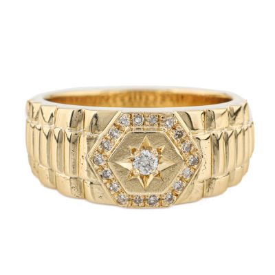 Diamond Mens Ring 18ct Yellow Gold 9.8g
