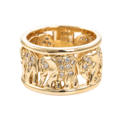 Diamond Elephant Ring 18ct Yellow Gold 11.5g