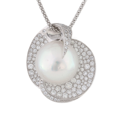 18.1mm South Sea Pearl & Diamond Pendant