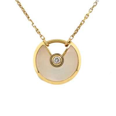 Amulette de Cartier Mother of Pearl Necklace