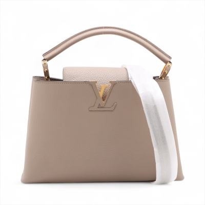 Louis Vuitton Capucines MM Bag