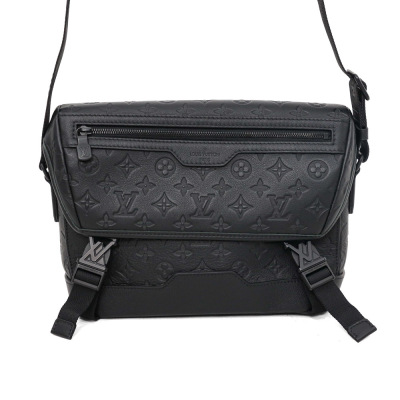 Louis Vuitton Messenger Voyager PM