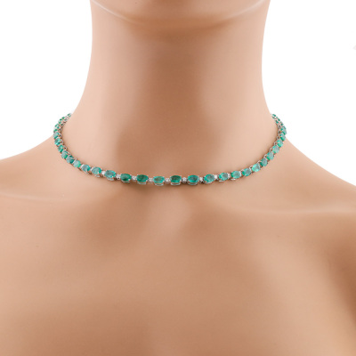 21.55ct Emerald & Diamond Necklace, 18ct Gold