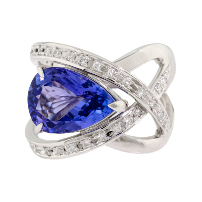 3.86ct Tanzanite & Diamond Ring