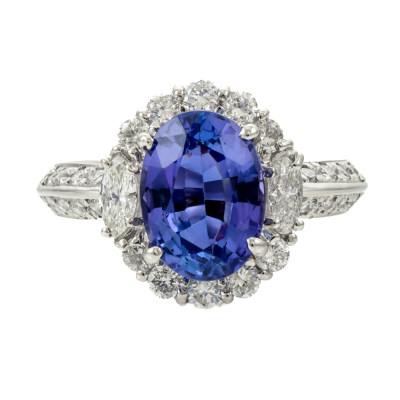 2.56ct Tanzanite & Diamond Ring