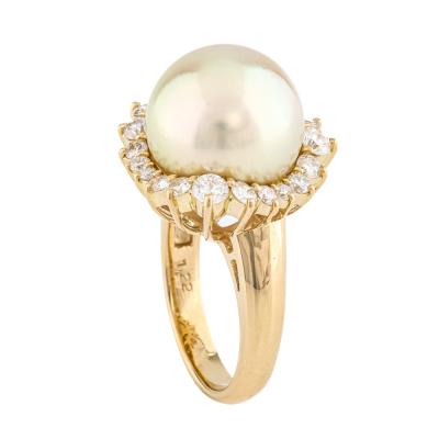 13.9mm Light Golden South Sea Pearl & Diamond Ring