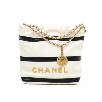 Chanel 22 Mini Hobo