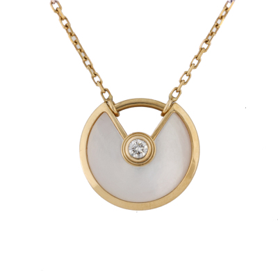 Amulette de Cartier Mother of Pearl Necklace