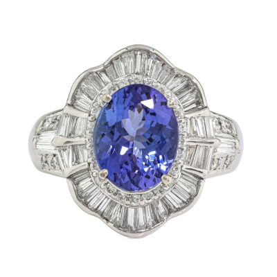 4.64ct Tanzanite & Diamond Platinum Ring