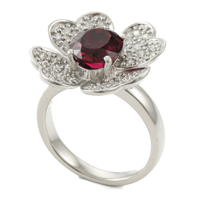 2.57ct Garnet & Diamond Ring