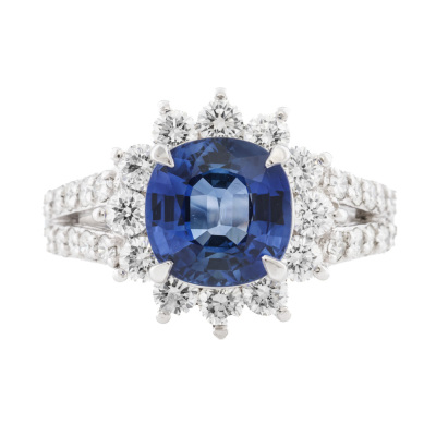 2.82ct Sapphire & 1.13ct Diamond Ring