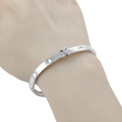 Louis Vuitton Empreinte Bangle - 5