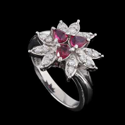 0.74ct Ruby & Diamond Ring - 7