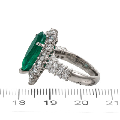 4.14ct Muzo Green Emerald & Diamond Ring GRS - 4