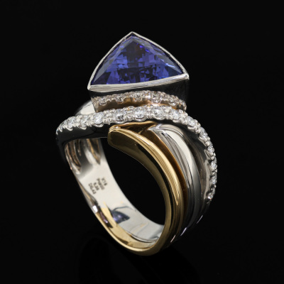 6.38ct Tanzanite & Diamond Ring, 19.3G - 6
