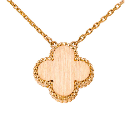 Van Cleef & Arpels 2014 Holiday Vintage Alhambra Pendant - 4