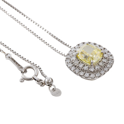 1.58ct Fancy Vivid Yellow Diamond GIA SI2 - 8