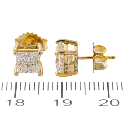 2.00ct Diamond Studs GIA G SI1, H VS2 - 2