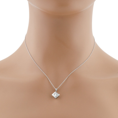0.70ct Princess Cut Diamond Pendant - 5