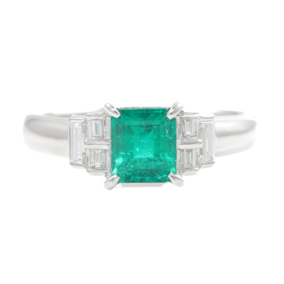 Colombian Emerald & Diamond Ring