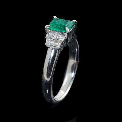Colombian Emerald & Diamond Ring - 5