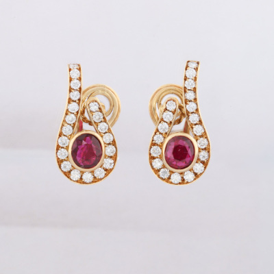 1.65ct Ruby & Diamond Earrings - 6