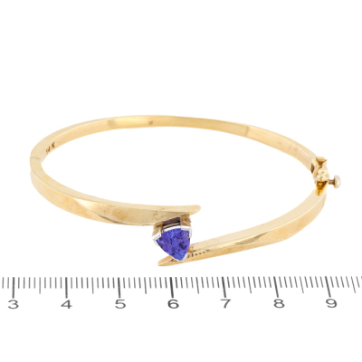 Tanzanite Bangle, 14ct Gold 13.3g - 3