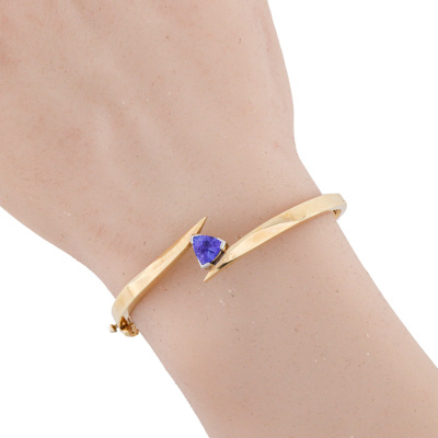 Tanzanite Bangle, 14ct Gold 13.3g - 5