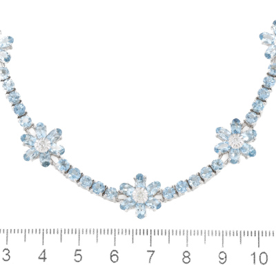 25.44ct Aquamarine & Diamond Gold Necklace - 4