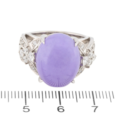 17.06ct Lavendar Jade & Diamond Ring - 2